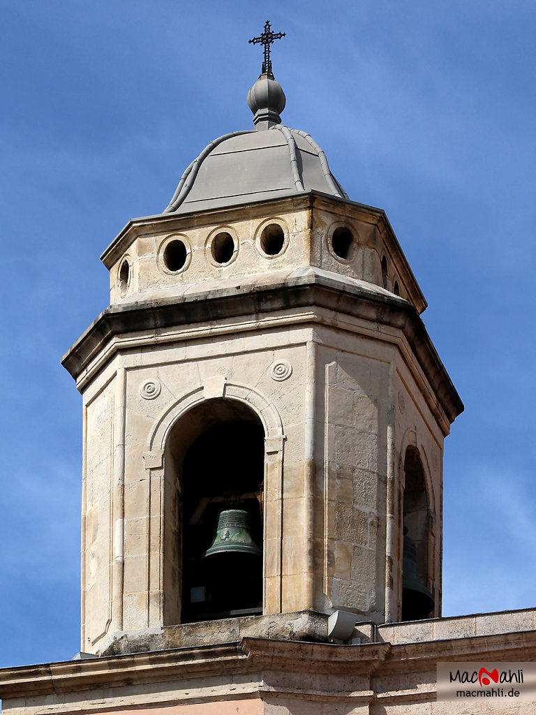 CHA RI TAS - Glockenturm