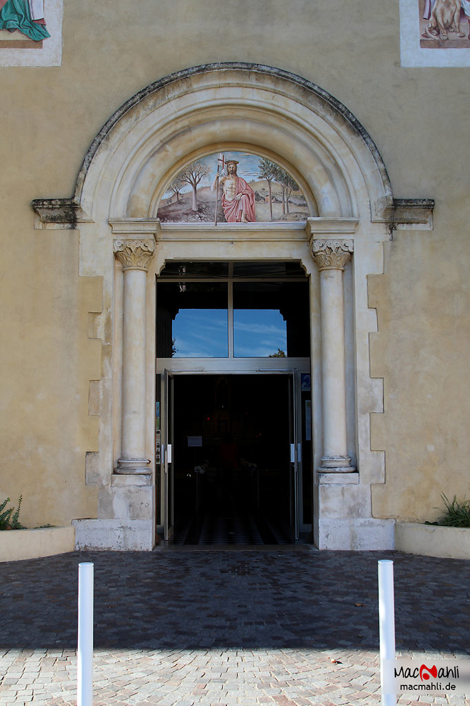 Haupteingang der Kirche - Le Pradet